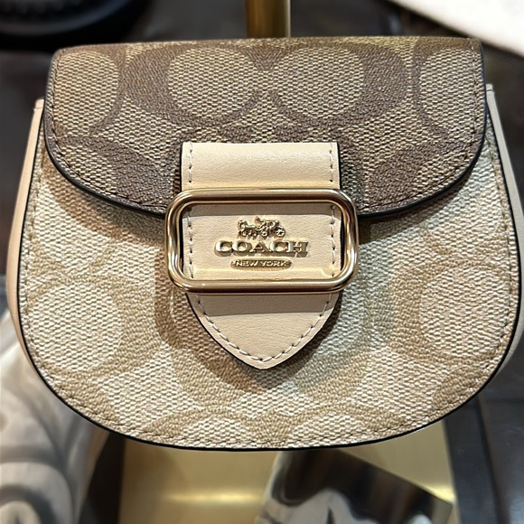 Authentic Coach Morgan Card Case w/Chain Strap in Blocked Signature Canvas - Picture 16 of 16